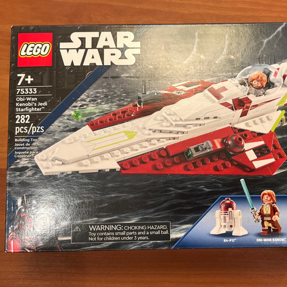 LEGO Star Wars Obi-Wan Kenobi’s Jedi Starfighter New In Box! Great Deal!